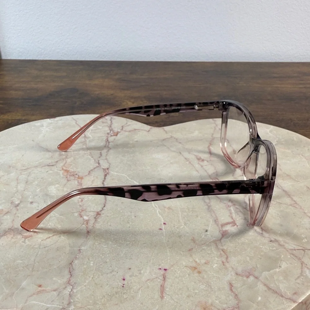 Stylish Tortoiseshell Prescription Eyeglasses
